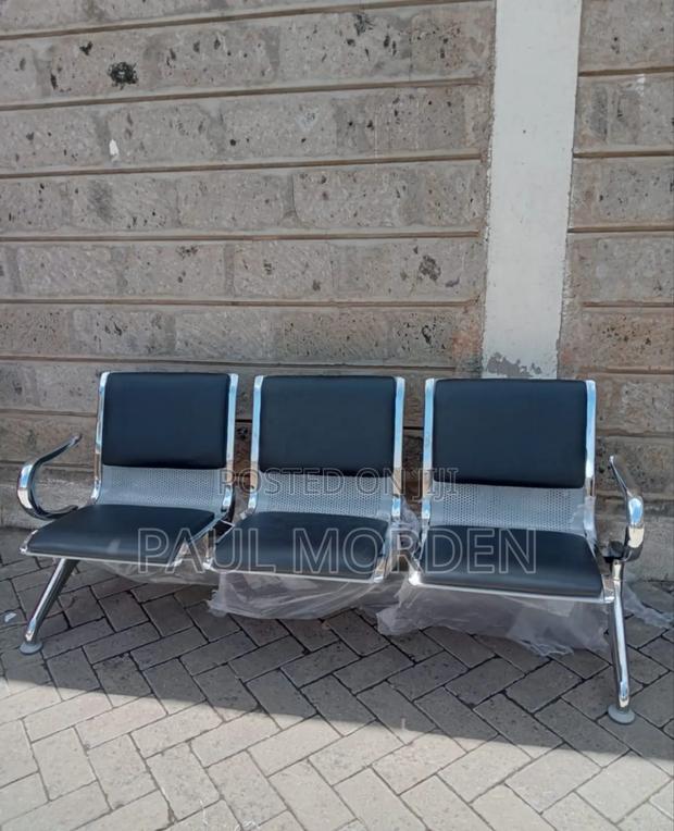Three _Link Reception Chair