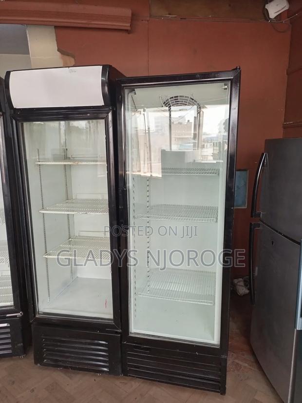 Perfect Performance Display Fridge - thumbnail 6