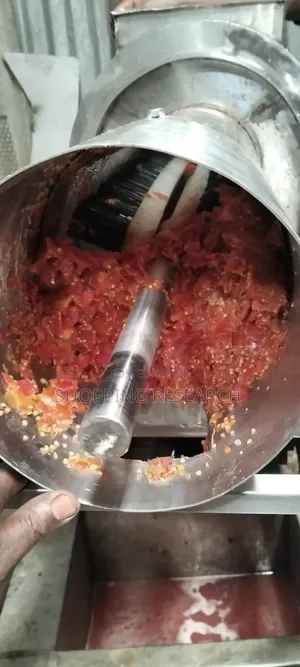 Whole Tomato Paste Fruit Pulping Making Machine Industrial