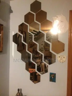 Lightweight Luxurious Look Hexagon Mirrors