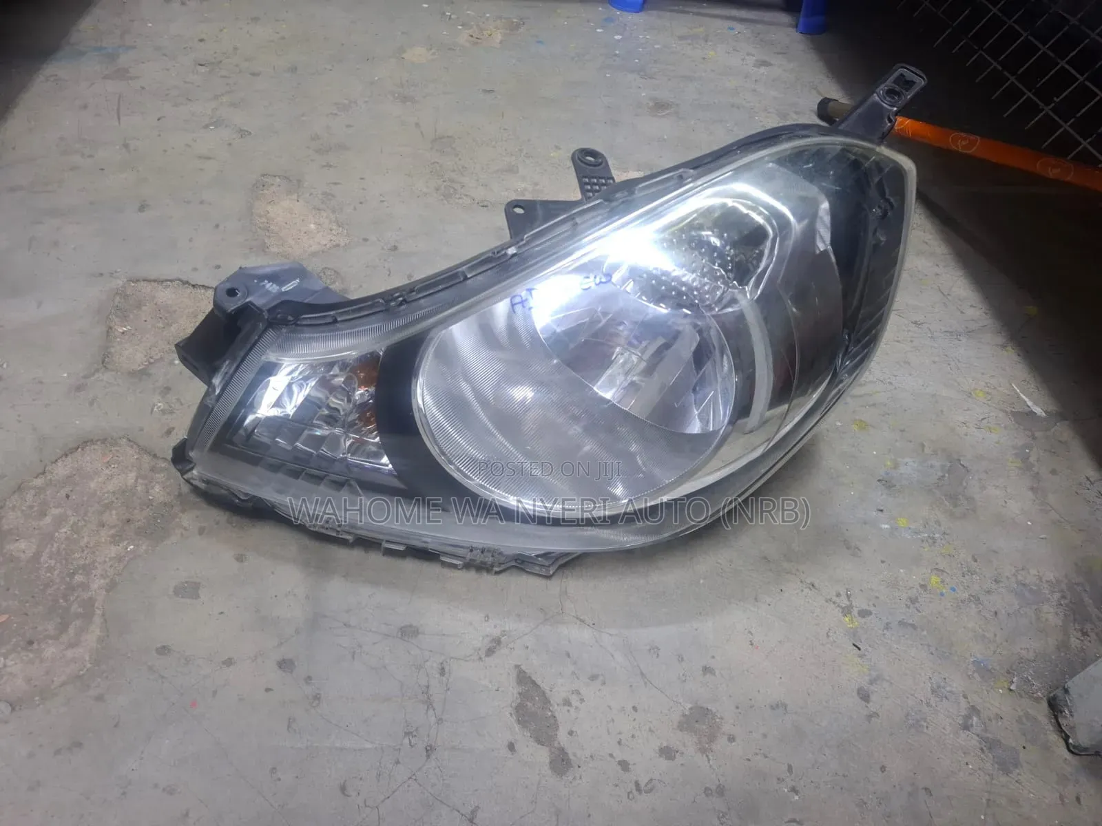 Headlight of Ad