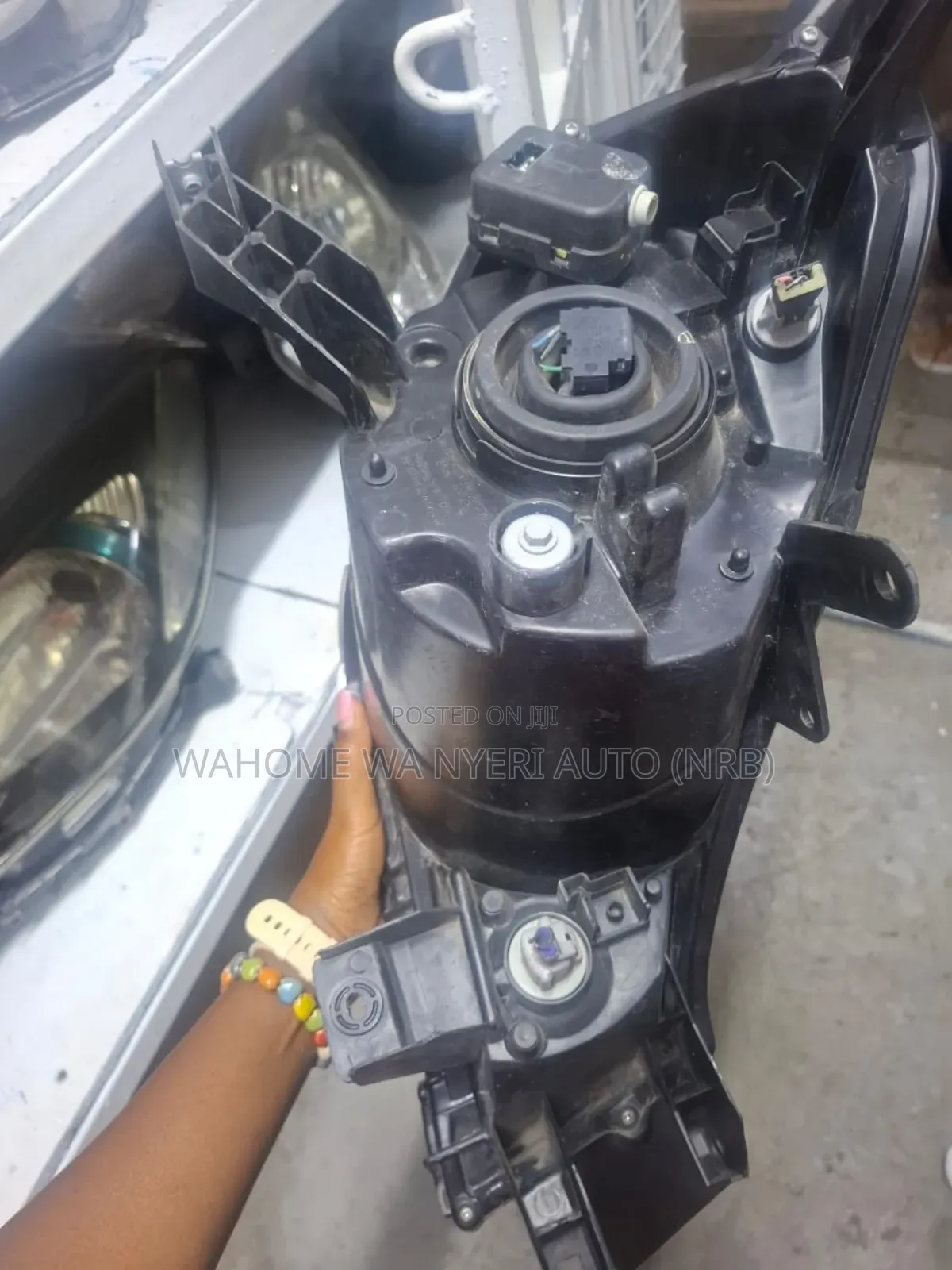 Headlight of Ad
