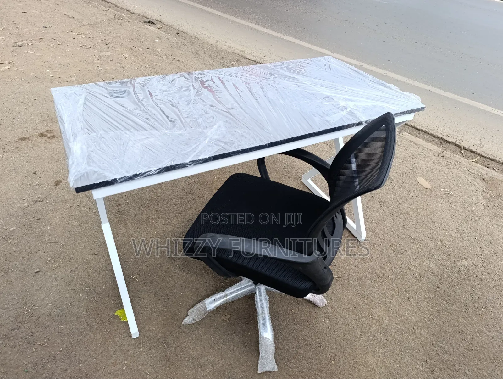 Metallic Desk +Mesh Chair