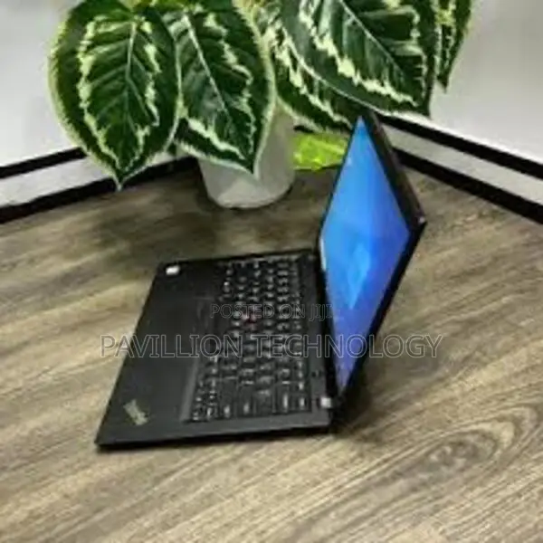 Laptop Lenovo Thinkpad T490s 16GB Intel Core i5 SSD 256GB
