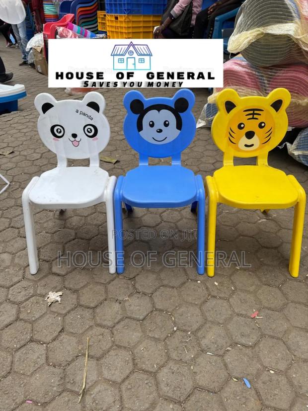 Different Colours Kids Panda Plastic Chair - main view