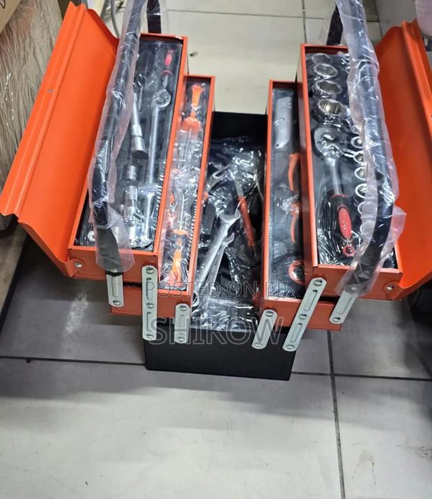 85 PCS Toolset With Metallic Box