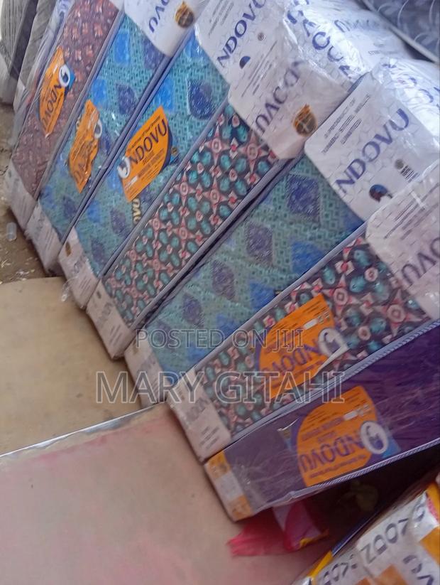 Superfoam Good Quality 4*6 Medium Density Plain Mattress 8"