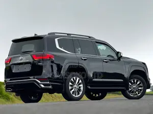 Toyota Land Cruiser 3.3 Diesel 4WD 2022 Black