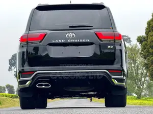 Toyota Land Cruiser 3.3 Diesel 4WD 2022 Black