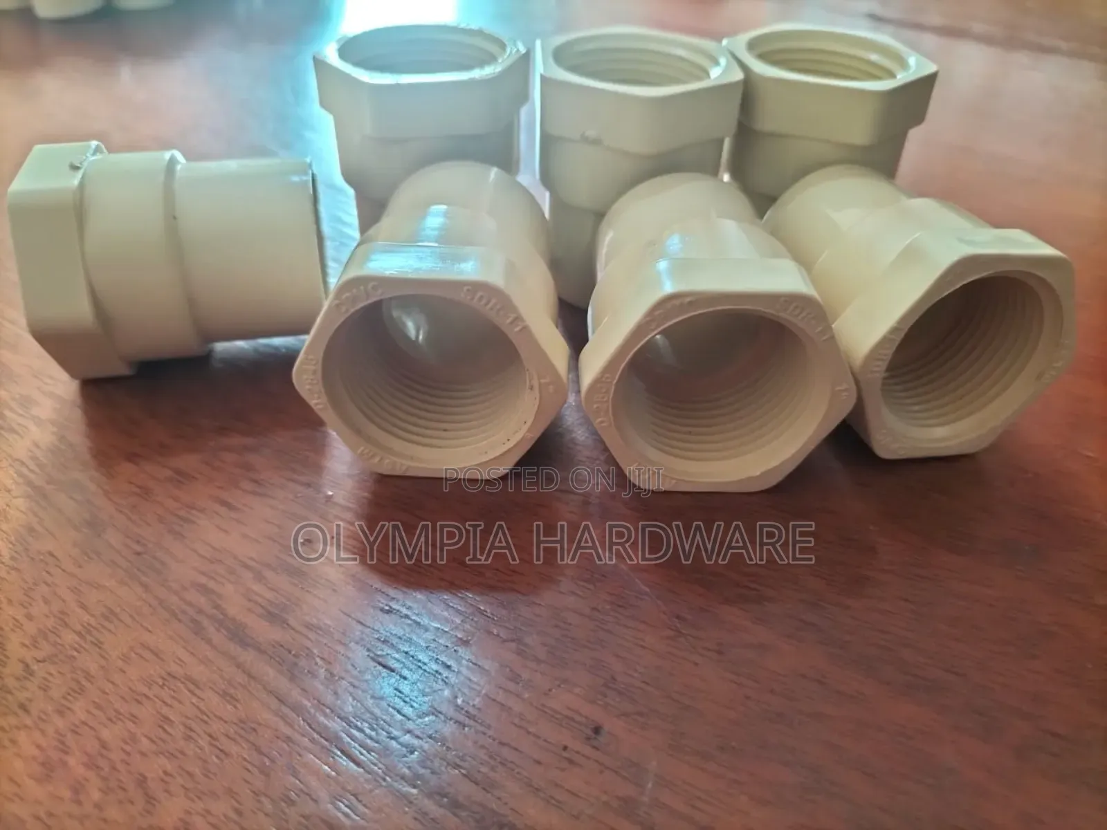CPVC Female Adapter Socket 31 X 1"(Plastic