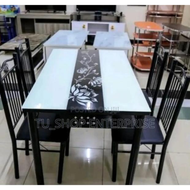 Executive 4 Sitter Dinning Table