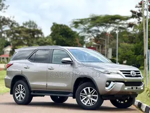 Toyota Fortuner 2.8 D RWD 2018 Silver