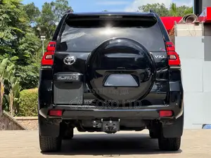 Toyota Land Cruiser Prado 3.0 190hp 2020 Black