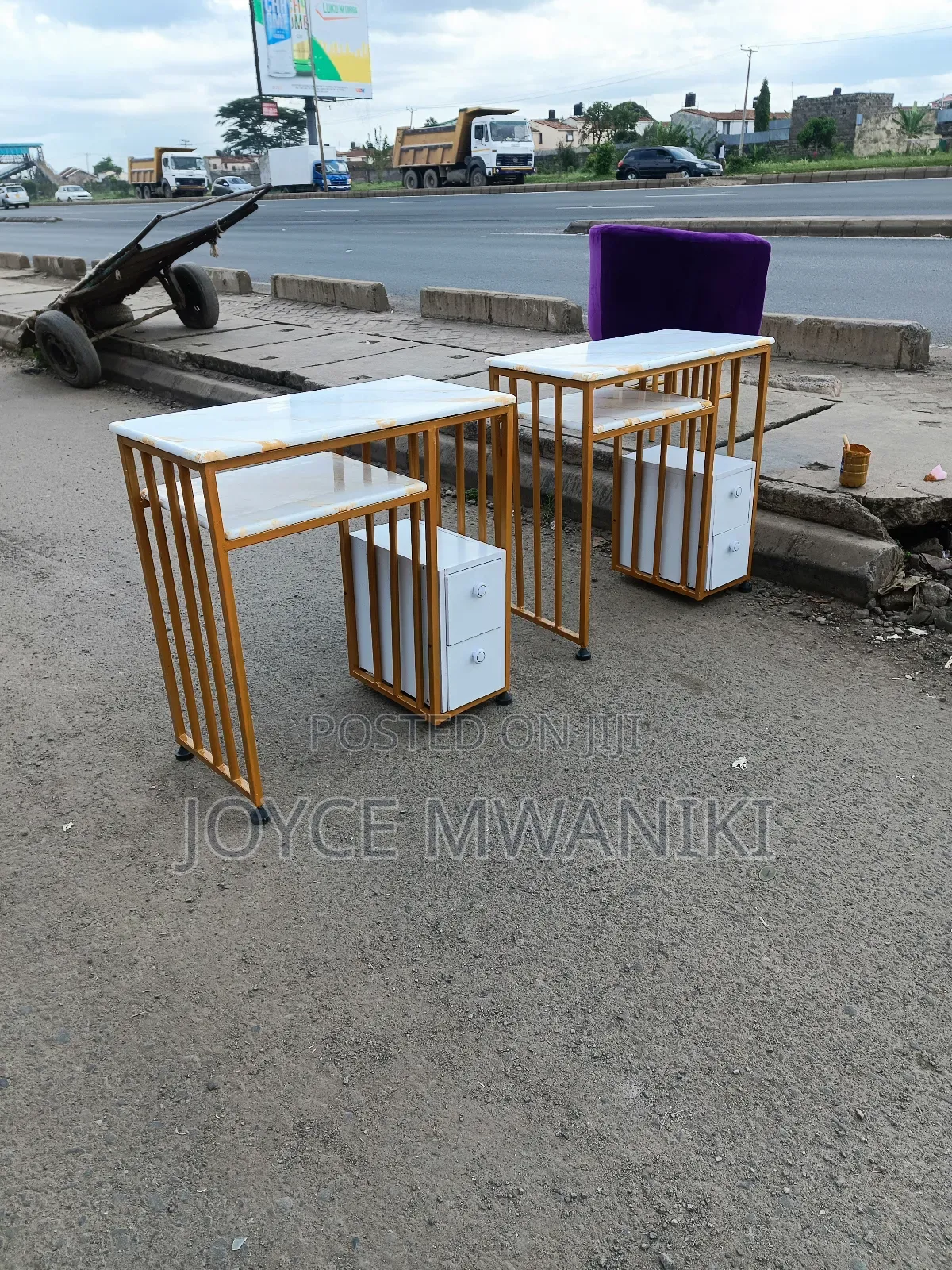 2 Marble Tables for Manicure, White and Gold 