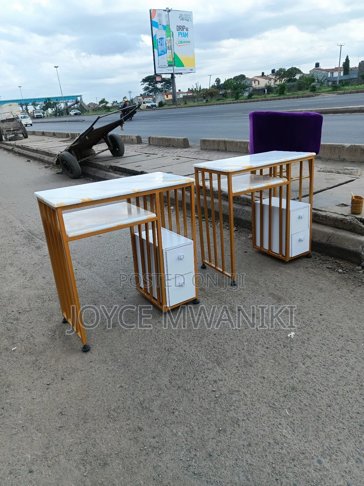 2 Marble Tables for Manicure, White and Gold 