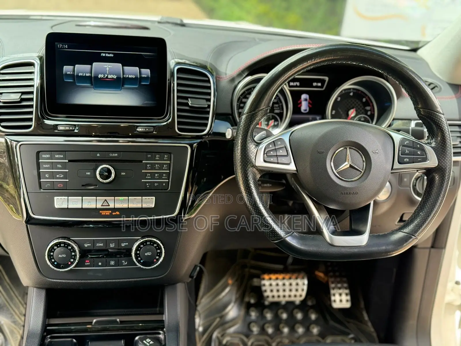 Mercedes-Benz GLE-Class GLE 350d 4MATIC 2018 White