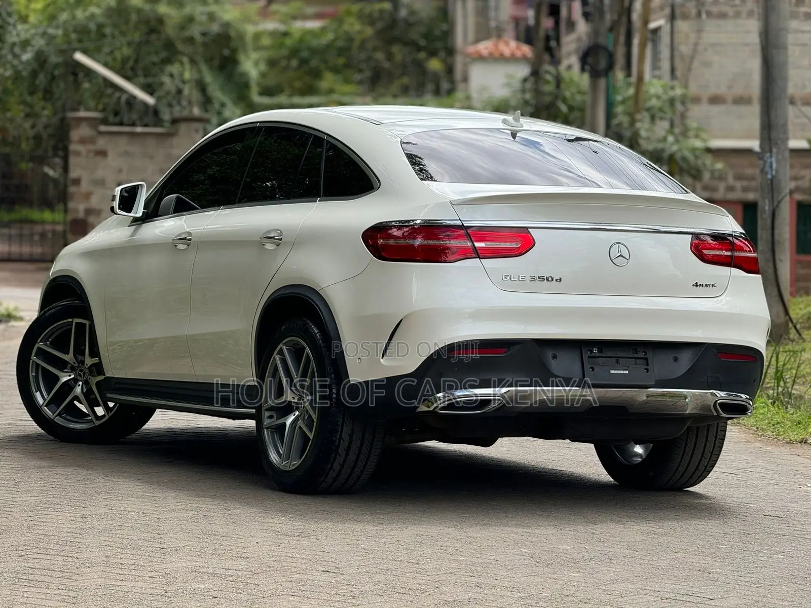 Mercedes-Benz GLE-Class GLE 350d 4MATIC 2018 White