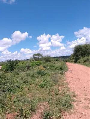 Land -22 Acres.Machakos