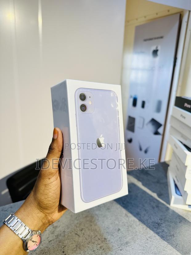 New Apple iPhone 11 128 GB Purple - main view