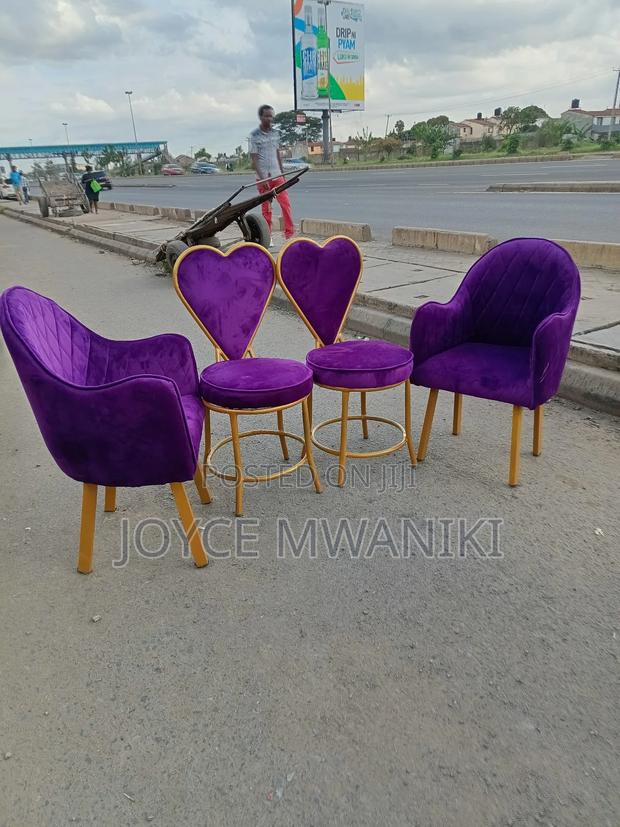 4 Manicure Seats - thumbnail 3