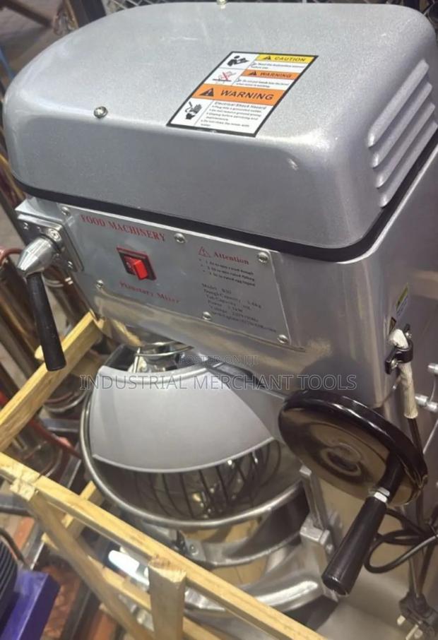 Heavy-Duty 30ltrs Dough Mixer - main view