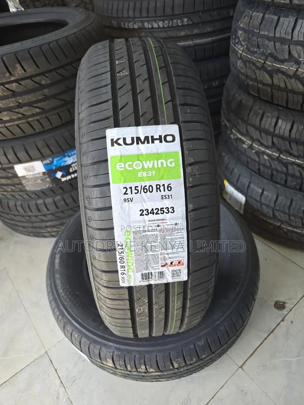 215/60r16 Kumho Tire