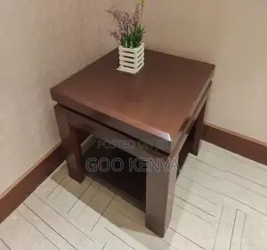 Office Table ; Luxury Office Coffee Table