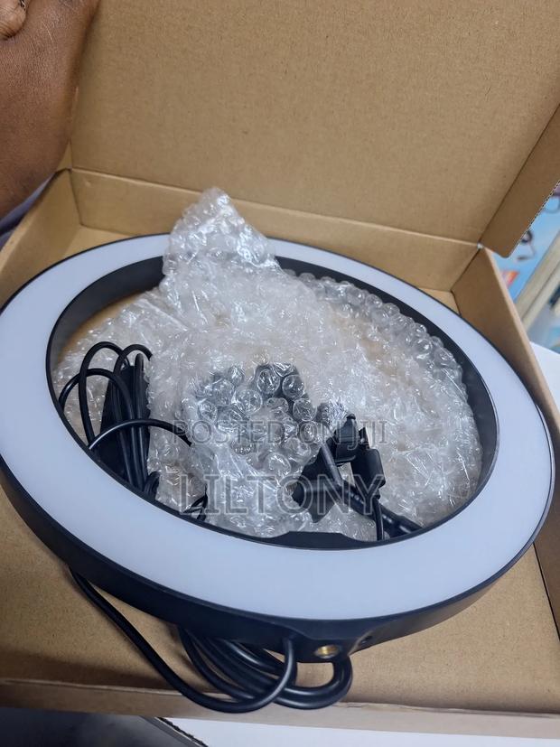 Beauty Live Ring Light - main view