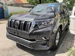 Toyota Land Cruiser Prado 2.8 2018 Gray