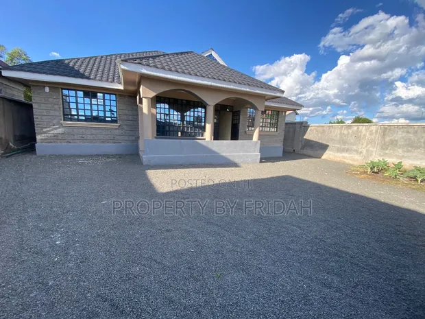 3bdrm Bungalow in Kitengela for sale