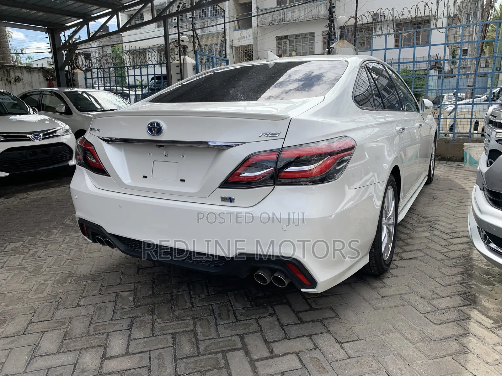 Toyota Crown 2018 Pearl