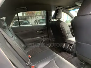 Toyota Crown 2018 Pearl