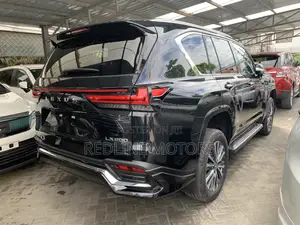 Lexus LX 2023 Black