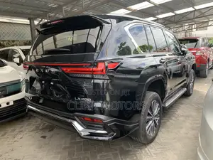 Lexus LX 2023 Black