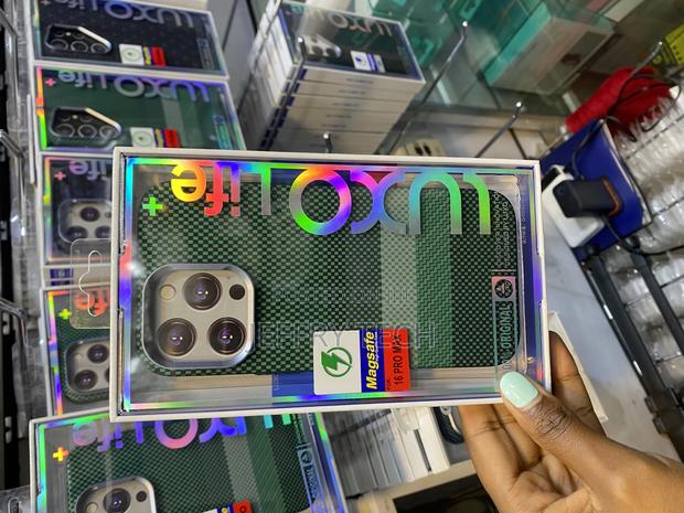 Gimenohig Aramid Carbon Fiber Case for iPhone 14 Pro Max - main view