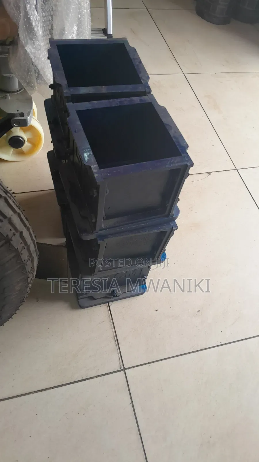 Cube Moulds, Concrete  Cube Moulds, Cast Iron  15cm3