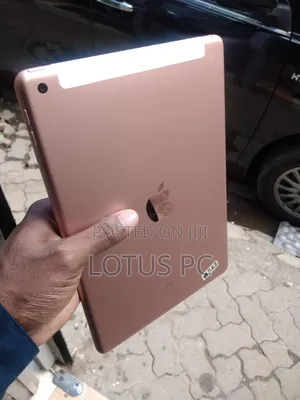 Apple iPad 10.2 (2019) 32 GB Pink