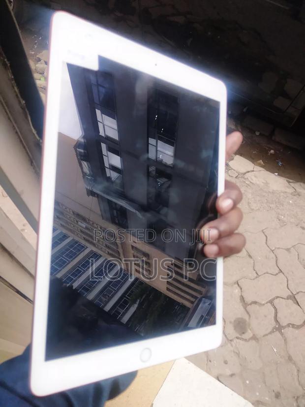 Apple iPad 10.2 (2019) 32 GB Pink - thumbnail 5