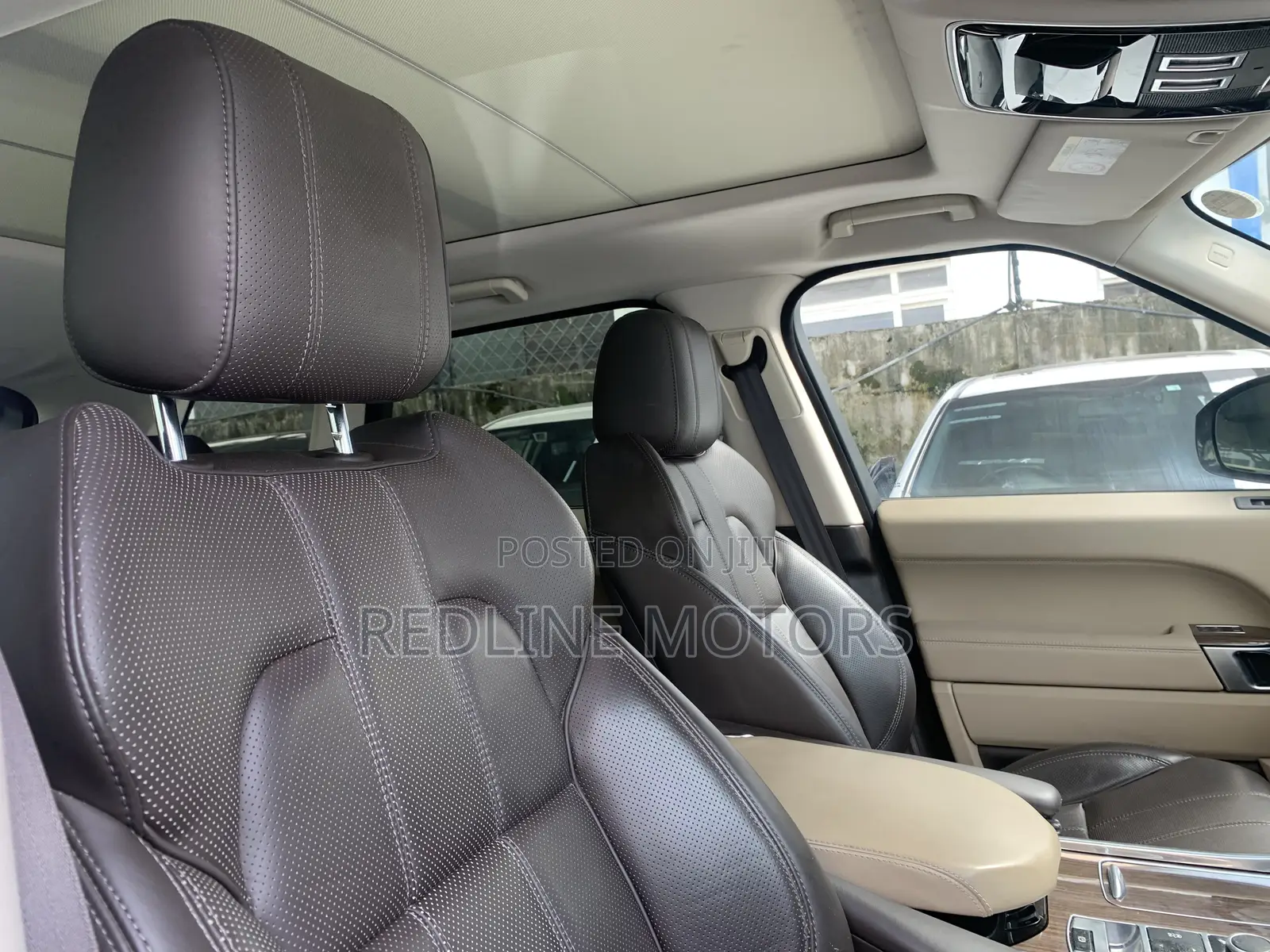 Land Rover Range Rover Sport HSE 4dr SUV 4WD (3.0L 6cyl S/C 8A) 2015