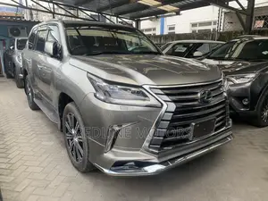 Lexus LX 570 (5 seats) AWD 2017 Ivory