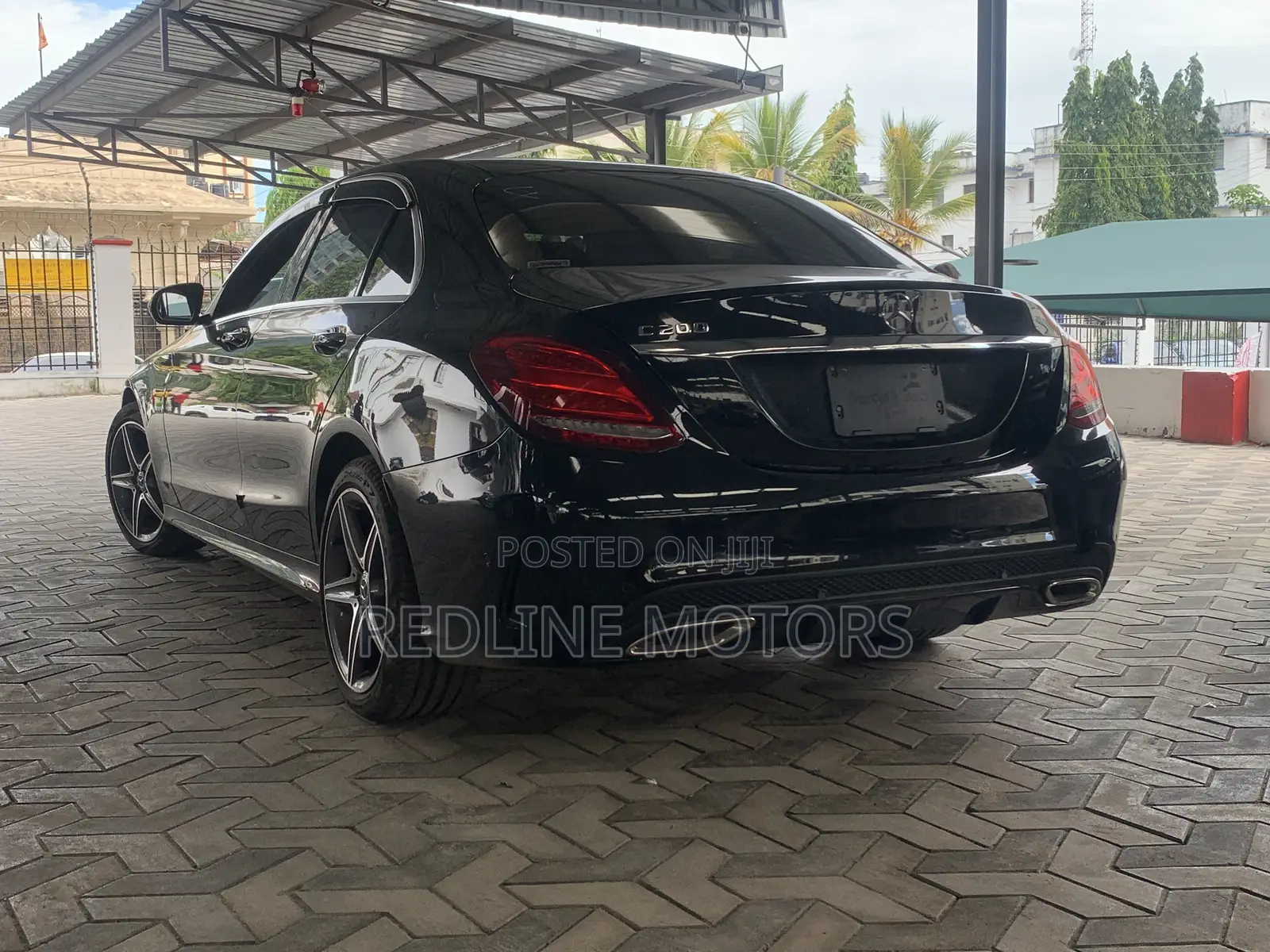 Mercedes-Benz C200 2018 Matt Black