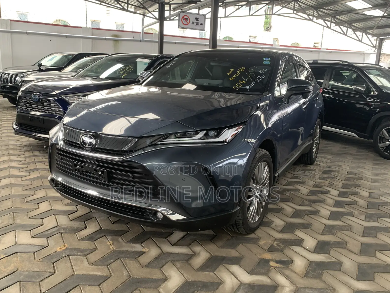 Toyota Harrier 2.5 Hybrid 2021 Gray