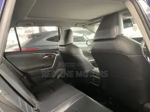 Toyota RAV4 Adventure AWD 2020 Blue