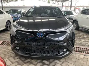 Toyota C-HR XLE FWD Sport Utility (2.0L 4cyl 2AM) 2018 Matt Black