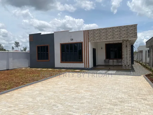 4bdrm Bungalow in Kitengela for sale
