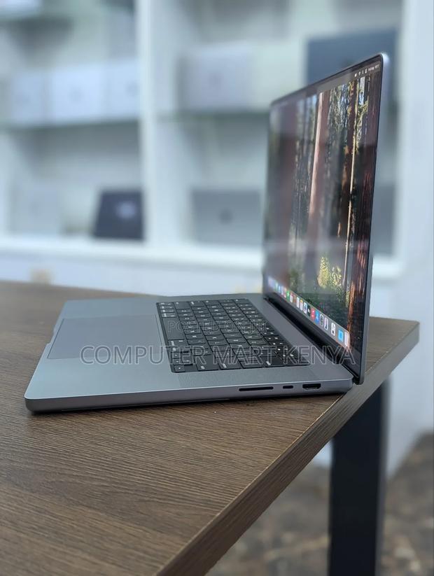 Laptop Apple MacBook Pro 16GB Apple M1 Pro SSD 512GB - thumbnail 7