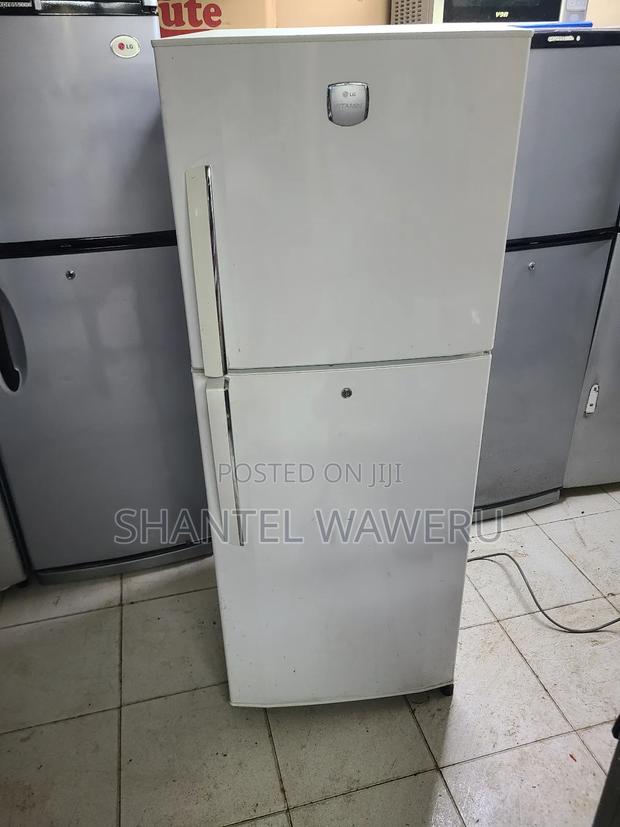 Double Double Door Refrigerator/240litres - thumbnail 3