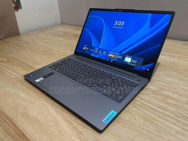 New Lenovo IdeaPad 5 Slim 13th Gen i7 16GB Intel Core i7 SSD 512GB