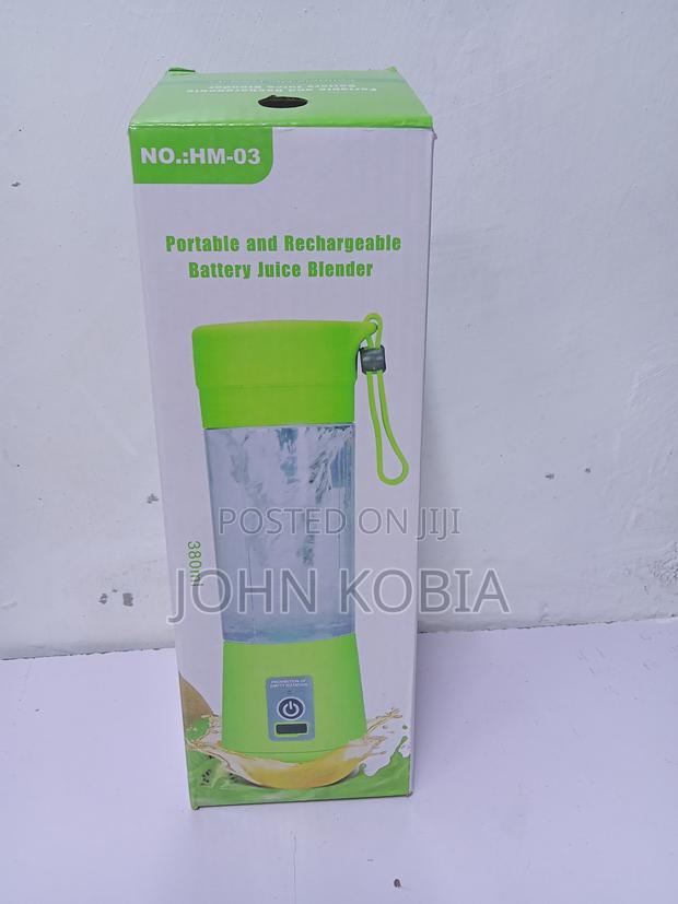 Portable and Rechargeable Battery Juice Blender