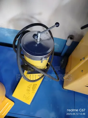 Manual Foot Grease Pump Machine
